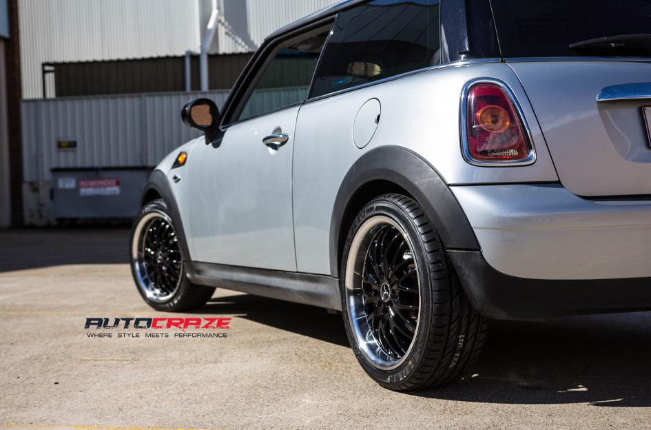 MINI-COOPER-OX631A-BLACK-MACHINED-LIP